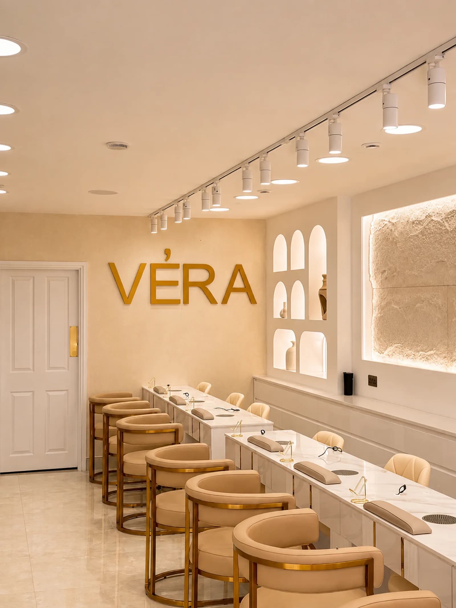 Manicure stations at Véra Nail Studio